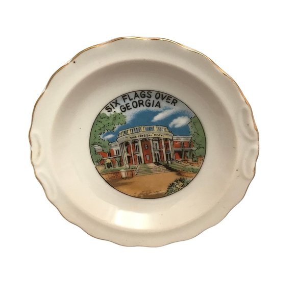 Six Flags Over Georgia Miniature Pitcher & Plate 1970s Crystal Pistol & Carousel - Picture 6 of 8